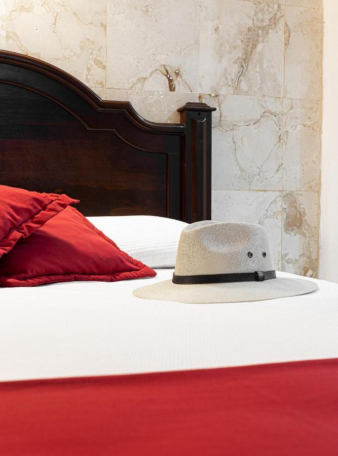 ואיאדוליד La Aurora Hotel Colonial מראה חיצוני תמונה