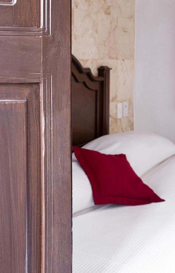 ואיאדוליד La Aurora Hotel Colonial מראה חיצוני תמונה