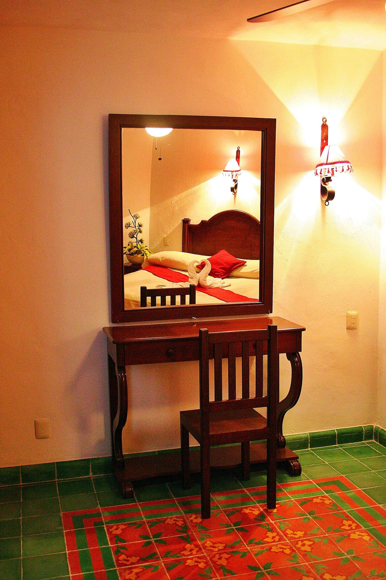 ואיאדוליד La Aurora Hotel Colonial מראה חיצוני תמונה