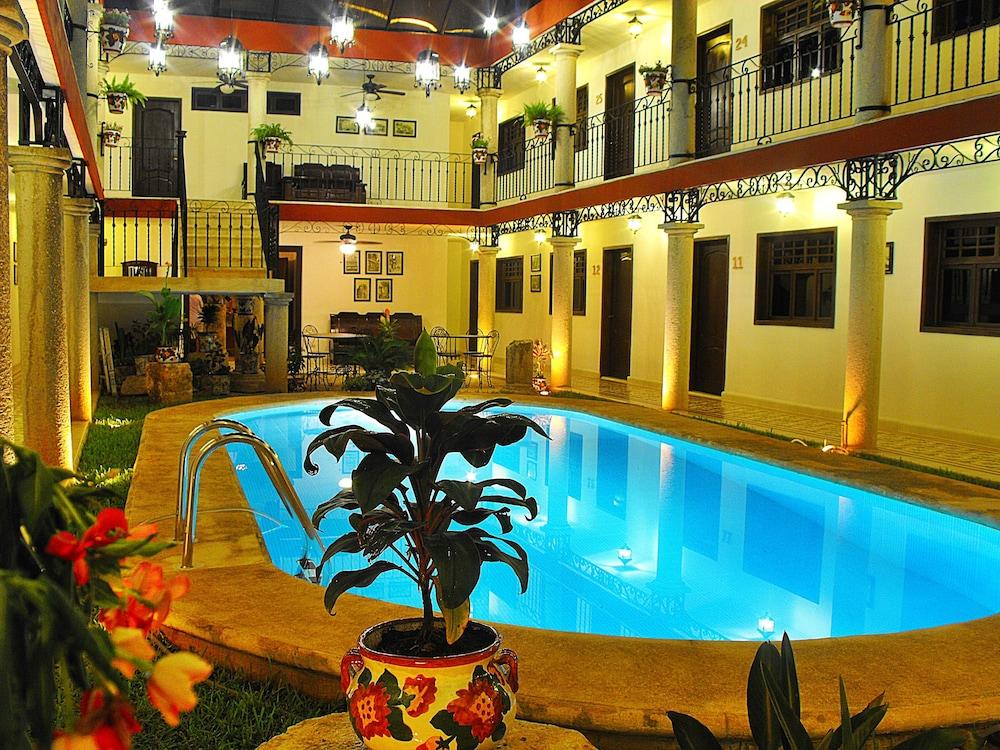 ואיאדוליד La Aurora Hotel Colonial מראה חיצוני תמונה