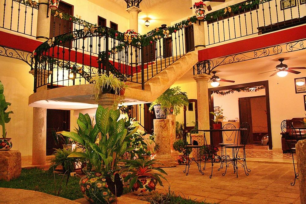 ואיאדוליד La Aurora Hotel Colonial מראה חיצוני תמונה