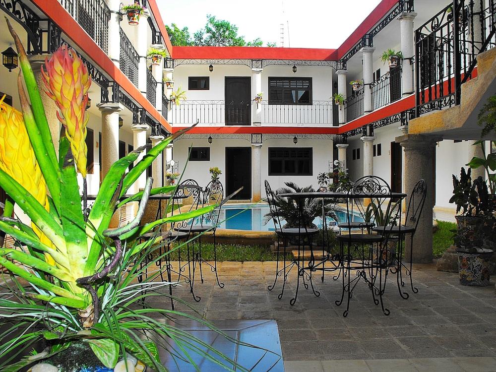 ואיאדוליד La Aurora Hotel Colonial מראה חיצוני תמונה