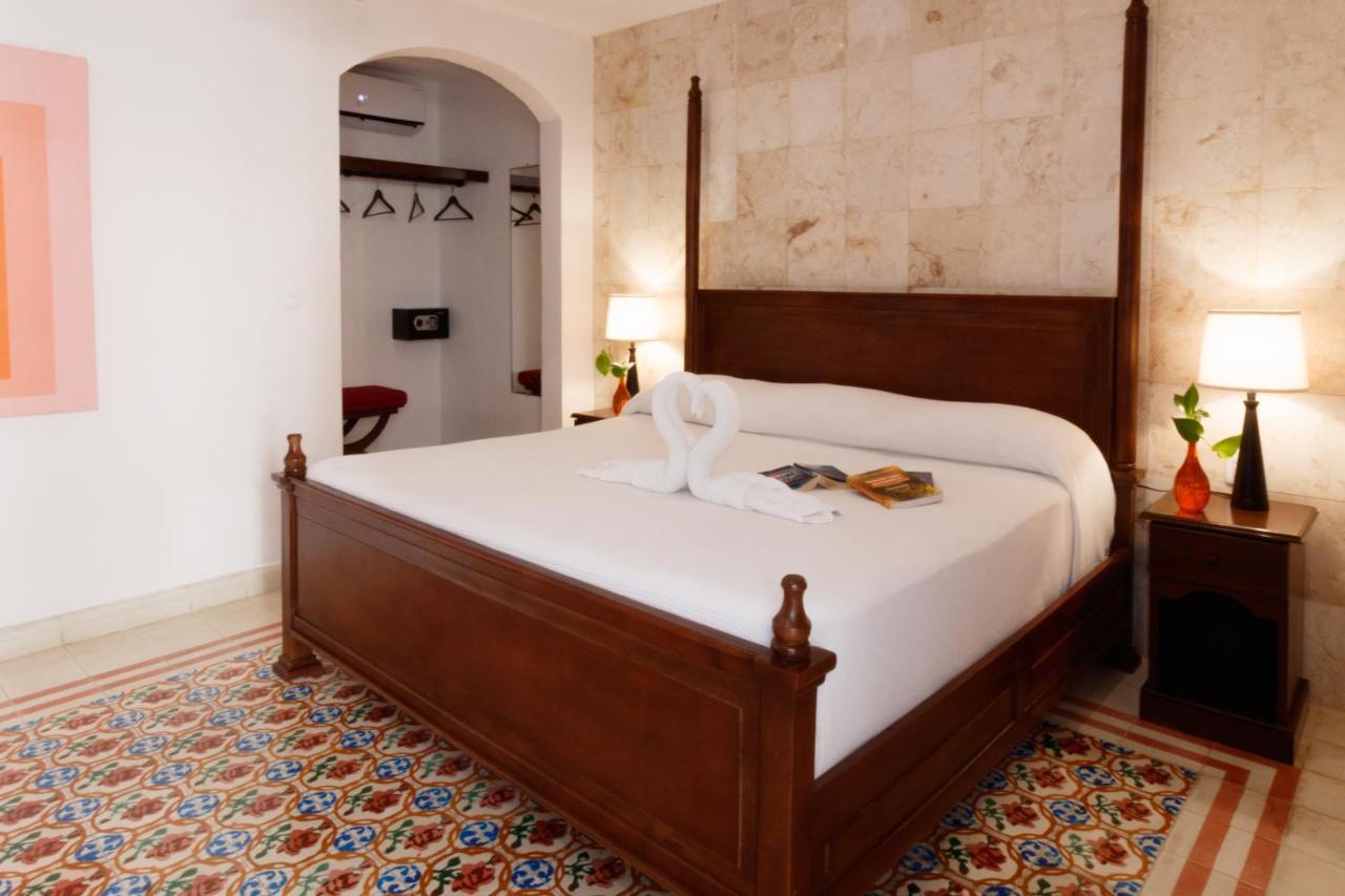 ואיאדוליד La Aurora Hotel Colonial מראה חיצוני תמונה