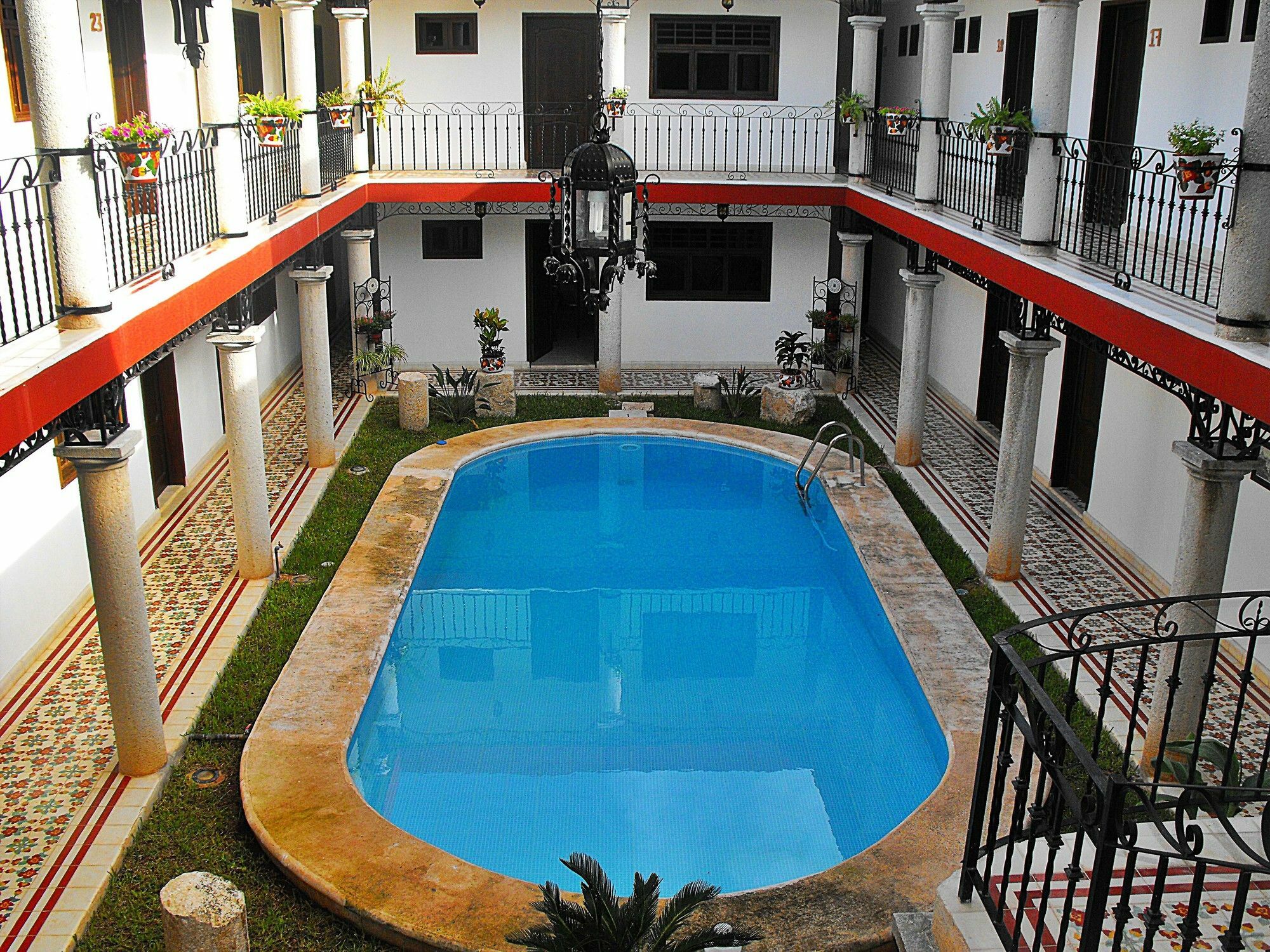 ואיאדוליד La Aurora Hotel Colonial מראה חיצוני תמונה