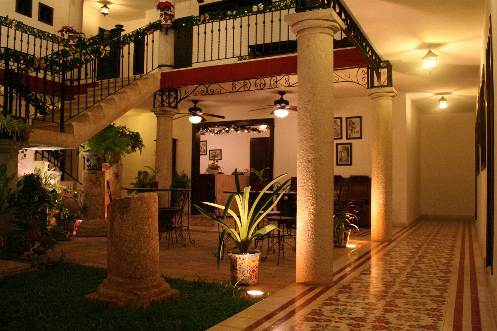 ואיאדוליד La Aurora Hotel Colonial מראה חיצוני תמונה