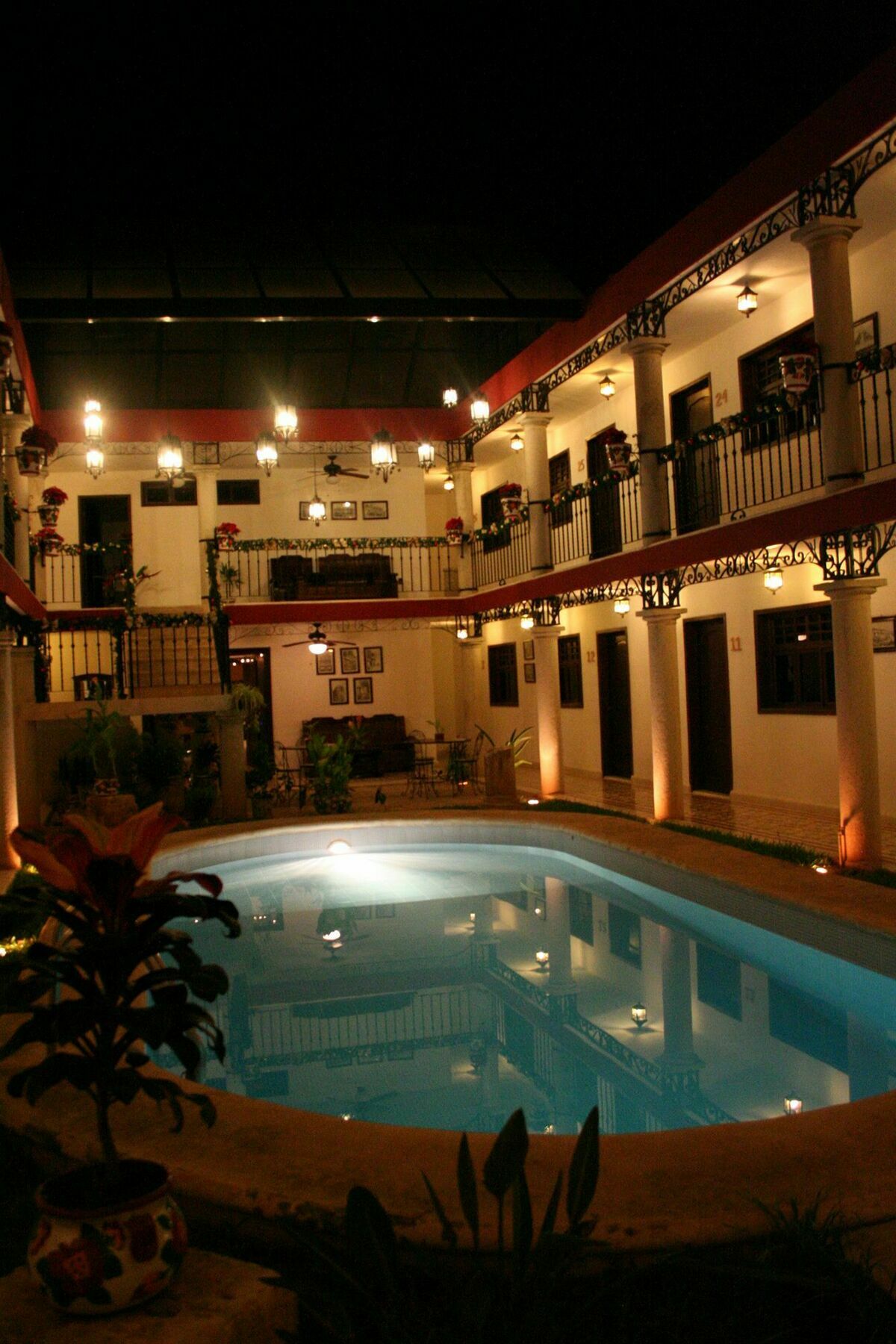 ואיאדוליד La Aurora Hotel Colonial מראה חיצוני תמונה